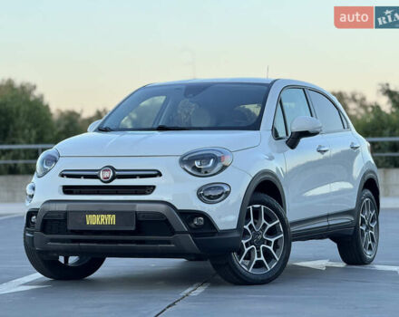 Белый Фиат 500 X, объемом двигателя 1.3 л и пробегом 59 тыс. км за 15950 $, фото 1 на Automoto.ua