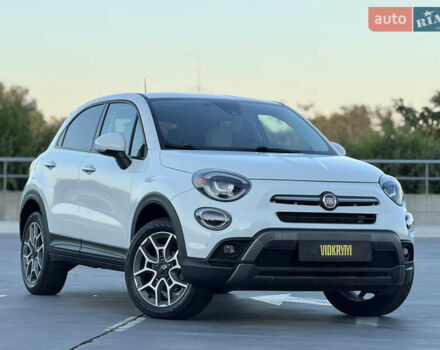 Белый Фиат 500 X, объемом двигателя 1.3 л и пробегом 59 тыс. км за 15950 $, фото 3 на Automoto.ua