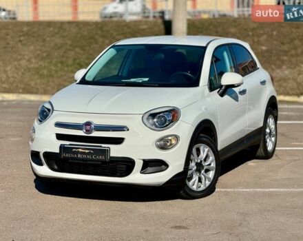 Белый Фиат 500X, объемом двигателя 2.36 л и пробегом 192 тыс. км за 9999 $, фото 1 на Automoto.ua