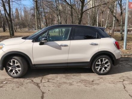 Белый Фиат 500X, объемом двигателя 2.36 л и пробегом 166 тыс. км за 9400 $, фото 1 на Automoto.ua