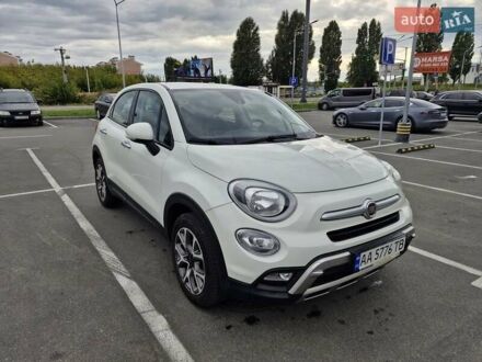 Фіат 500 X 2017 у Києві на Automoto.ua Білий Фіат 500 X, об'ємом двигуна 1.4 л та пробігом 104 тис. км за 13000 $, фото 1 на Automoto.ua