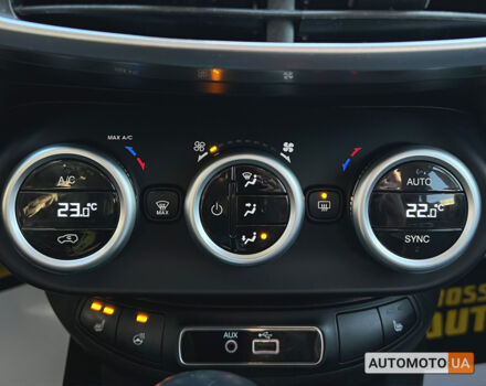 Бежевый Фиат 500X, объемом двигателя 2.4 л и пробегом 222 тыс. км за 11700 $, фото 20 на Automoto.ua