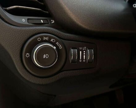 Фиат 500 X, объемом двигателя 2.4 л и пробегом 92 тыс. км за 12800 $, фото 10 на Automoto.ua
