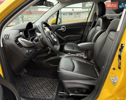 Желтый Фиат 500X, объемом двигателя 1.4 л и пробегом 95 тыс. км за 14190 $, фото 11 на Automoto.ua