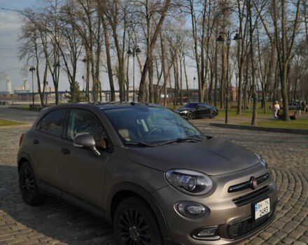 Серый Фиат 500 X, объемом двигателя 2.4 л и пробегом 146 тыс. км за 12200 $, фото 1 на Automoto.ua