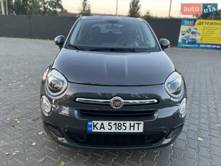 Фиат 500 X 2018 в Киеве на Automoto.ua Серый Фиат 500 X, объемом двигателя 2.36 л и пробегом 47 тыс. км за 13700 $, фото 1 на Automoto.ua