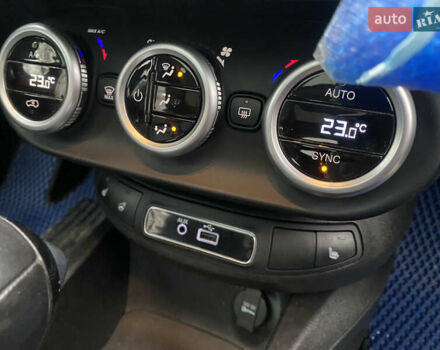 Синій Фіат 500X, об'ємом двигуна 2.4 л та пробігом 110 тис. км за 10800 $, фото 34 на Automoto.ua