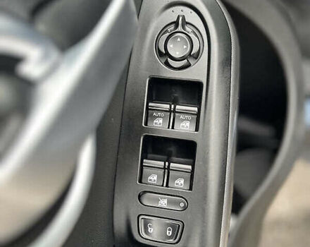 Синий Фиат 500X, объемом двигателя 2.36 л и пробегом 86 тыс. км за 12999 $, фото 15 на Automoto.ua