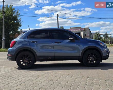 Синий Фиат 500 X, объемом двигателя 2.36 л и пробегом 51 тыс. км за 15800 $, фото 7 на Automoto.ua