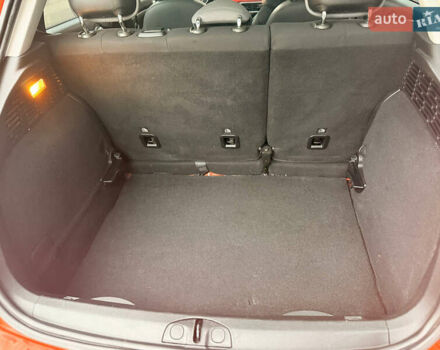 Помаранчевий Фіат 500X, об'ємом двигуна 2.4 л та пробігом 114 тис. км за 11500 $, фото 23 на Automoto.ua