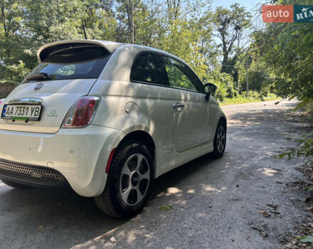 Белый Фиат 500e, объемом двигателя 0 л и пробегом 115 тыс. км за 6500 $, фото 2 на Automoto.ua