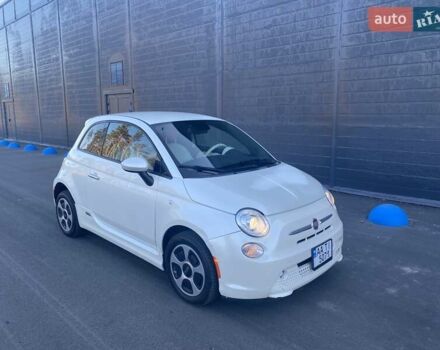 Белый Фиат 500e, объемом двигателя 0 л и пробегом 73 тыс. км за 10019 $, фото 3 на Automoto.ua