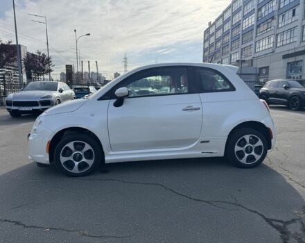 Білий Фіат 500e, об'ємом двигуна 0 л та пробігом 68 тис. км за 6500 $, фото 2 на Automoto.ua