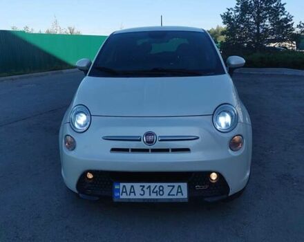 Белый Фиат 500e, объемом двигателя 0 л и пробегом 138 тыс. км за 5500 $, фото 1 на Automoto.ua