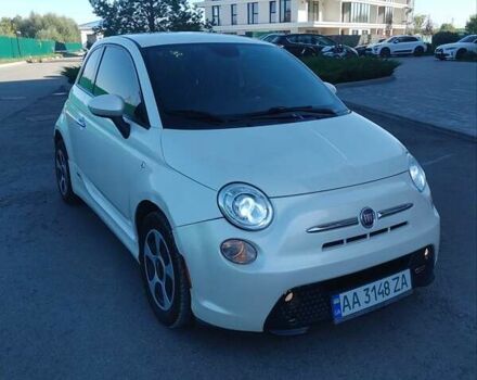 Белый Фиат 500e, объемом двигателя 0 л и пробегом 138 тыс. км за 5500 $, фото 3 на Automoto.ua