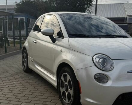 Білий Фіат 500e, об'ємом двигуна 0 л та пробігом 157 тис. км за 6300 $, фото 2 на Automoto.ua
