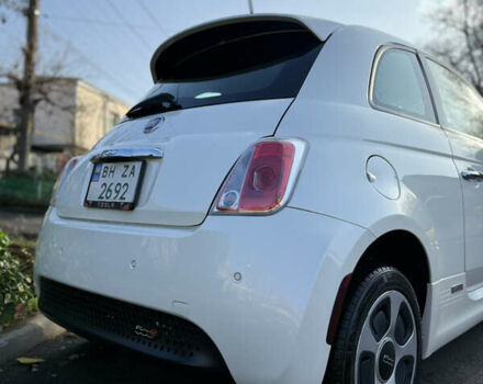 Белый Фиат 500e, объемом двигателя 0 л и пробегом 135 тыс. км за 6900 $, фото 14 на Automoto.ua