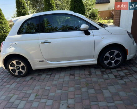 Белый Фиат 500e, объемом двигателя 0 л и пробегом 135 тыс. км за 6700 $, фото 16 на Automoto.ua