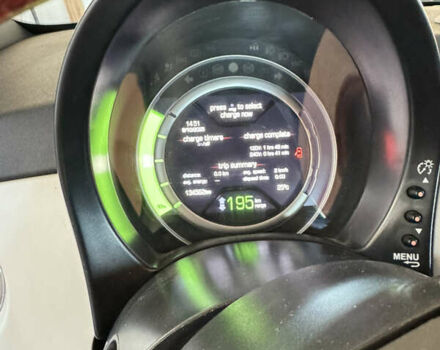 Белый Фиат 500e, объемом двигателя 0 л и пробегом 135 тыс. км за 6700 $, фото 2 на Automoto.ua