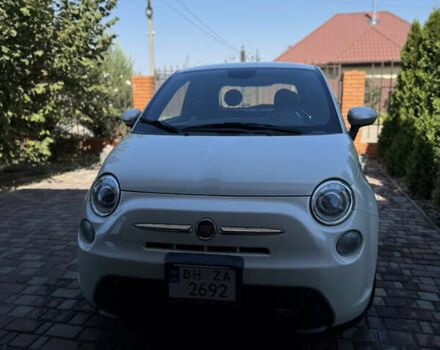 Белый Фиат 500e, объемом двигателя 0 л и пробегом 135 тыс. км за 6700 $, фото 18 на Automoto.ua