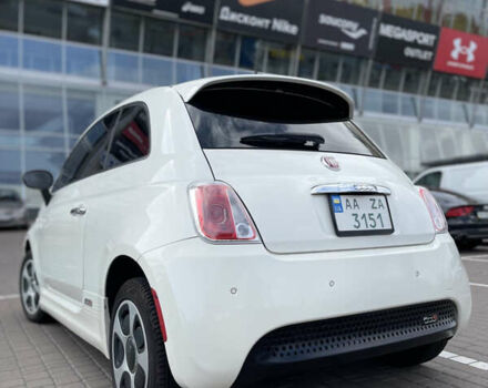 Белый Фиат 500e, объемом двигателя 0 л и пробегом 85 тыс. км за 6850 $, фото 5 на Automoto.ua