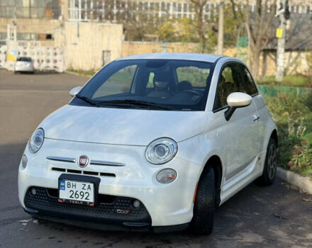 Белый Фиат 500e, объемом двигателя 0 л и пробегом 135 тыс. км за 6900 $, фото 2 на Automoto.ua