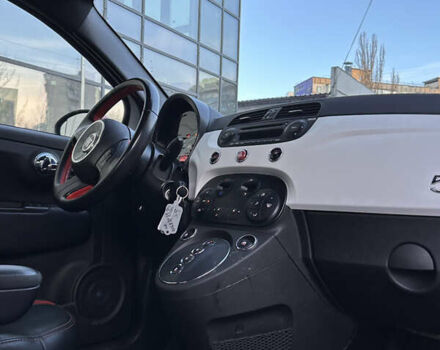 Белый Фиат 500e, объемом двигателя 0 л и пробегом 45 тыс. км за 7350 $, фото 21 на Automoto.ua