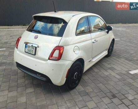 Білий Фіат 500e, об'ємом двигуна 0 л та пробігом 55 тис. км за 10500 $, фото 7 на Automoto.ua