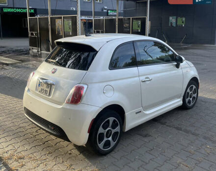 Белый Фиат 500e, объемом двигателя 0 л и пробегом 95 тыс. км за 8200 $, фото 6 на Automoto.ua