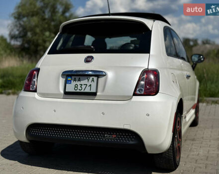 Белый Фиат 500e, объемом двигателя 0 л и пробегом 58 тыс. км за 8400 $, фото 21 на Automoto.ua