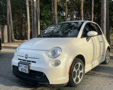 Белый Фиат 500e, объемом двигателя 0 л и пробегом 95 тыс. км за 8200 $, фото 1 на Automoto.ua