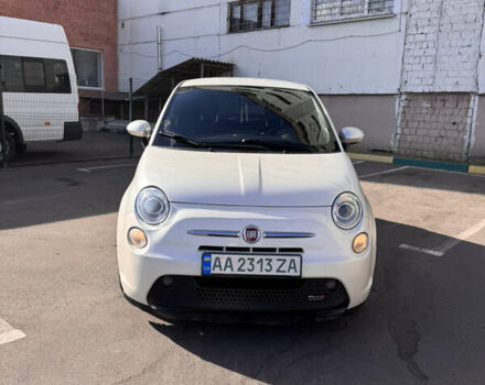 Белый Фиат 500e, объемом двигателя 0 л и пробегом 77 тыс. км за 8900 $, фото 3 на Automoto.ua
