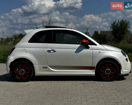 Белый Фиат 500e, объемом двигателя 0 л и пробегом 58 тыс. км за 9300 $, фото 11 на Automoto.ua