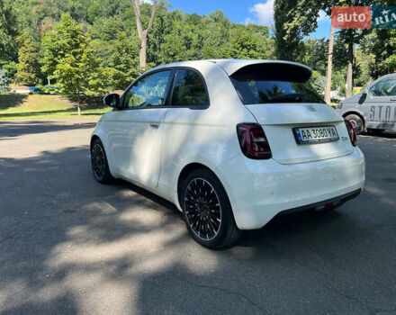 Білий Фіат 500e, об'ємом двигуна 0 л та пробігом 33 тис. км за 16700 $, фото 10 на Automoto.ua