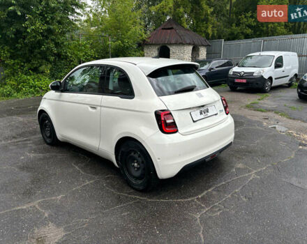 Белый Фиат 500e, объемом двигателя 0 л и пробегом 36 тыс. км за 15000 $, фото 2 на Automoto.ua
