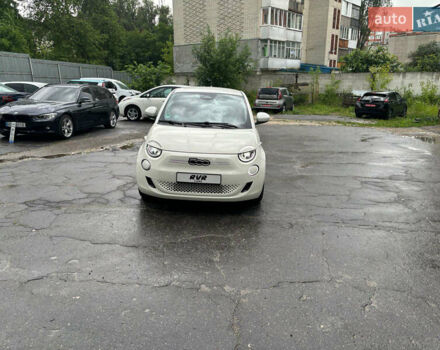 Белый Фиат 500e, объемом двигателя 0 л и пробегом 36 тыс. км за 15000 $, фото 3 на Automoto.ua
