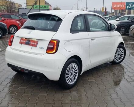 Белый Фиат 500e, объемом двигателя 0 л и пробегом 25 тыс. км за 14200 $, фото 2 на Automoto.ua
