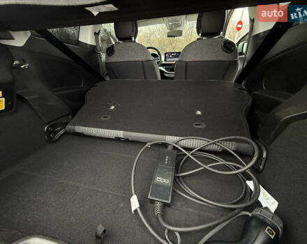 Белый Фиат 500e, объемом двигателя 0 л и пробегом 21 тыс. км за 13999 $, фото 22 на Automoto.ua