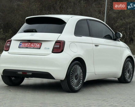 Белый Фиат 500e, объемом двигателя 0 л и пробегом 21 тыс. км за 13999 $, фото 1 на Automoto.ua