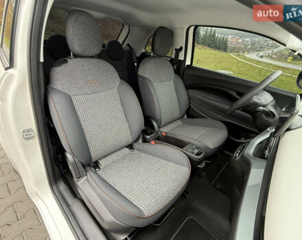 Белый Фиат 500e, объемом двигателя 0 л и пробегом 21 тыс. км за 13999 $, фото 25 на Automoto.ua