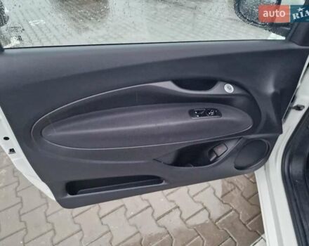 Белый Фиат 500e, объемом двигателя 0 л и пробегом 25 тыс. км за 14200 $, фото 26 на Automoto.ua