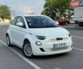 Белый Фиат 500e, объемом двигателя 0 л и пробегом 13 тыс. км за 12600 $, фото 1 на Automoto.ua