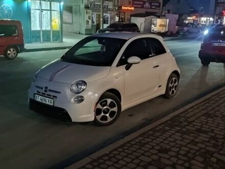 Белый Фиат 500e, объемом двигателя 0 л и пробегом 84 тыс. км за 7250 $, фото 1 на Automoto.ua
