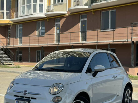 Белый Фиат 500e, объемом двигателя 0 л и пробегом 91 тыс. км за 8200 $, фото 1 на Automoto.ua