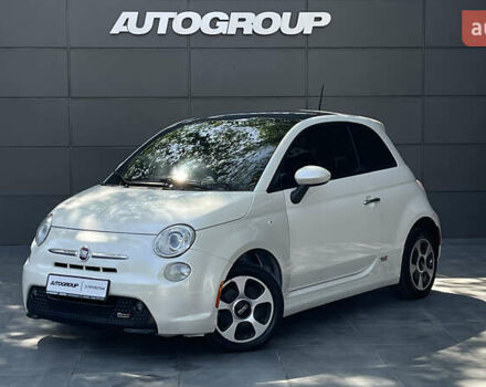 Белый Фиат 500e, объемом двигателя 0 л и пробегом 99 тыс. км за 6500 $, фото 1 на Automoto.ua