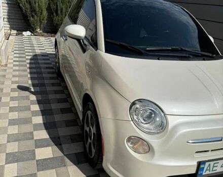 Білий Фіат 500e, об'ємом двигуна 0 л та пробігом 96 тис. км за 7800 $, фото 1 на Automoto.ua