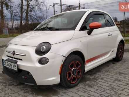 Білий Фіат 500e, об'ємом двигуна 0 л та пробігом 103 тис. км за 9099 $, фото 1 на Automoto.ua
