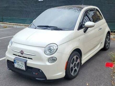 Фиат 500e 2016 в Одессе на Automoto.ua Белый Фиат 500e, объемом двигателя 0 л и пробегом 100 тыс. км за 9000 $, фото 1 на Automoto.ua