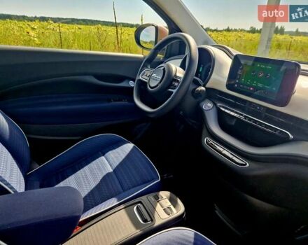 Бежевый Фиат 500e, объемом двигателя 0 л и пробегом 58 тыс. км за 13999 $, фото 4 на Automoto.ua