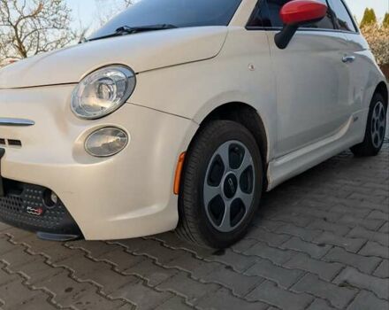 Бежевый Фиат 500e, объемом двигателя 0 л и пробегом 84 тыс. км за 6800 $, фото 1 на Automoto.ua